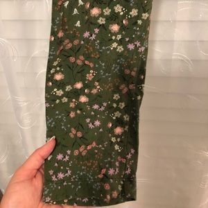 Old Navy Flower Leggings